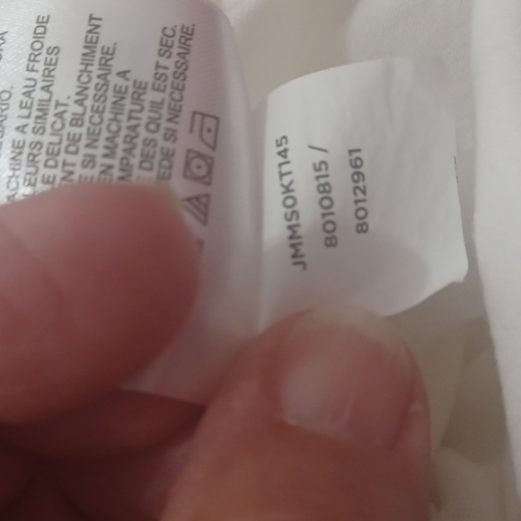 Jones New York Sz.XL. Ivory Top.  Cotton Knit W/ Lightweight Shoulders & Sleeves - Picture 8 of 8